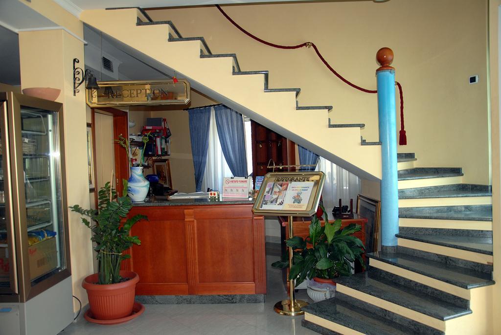 Hotel Il Cinghialetto à Fonni Extérieur photo